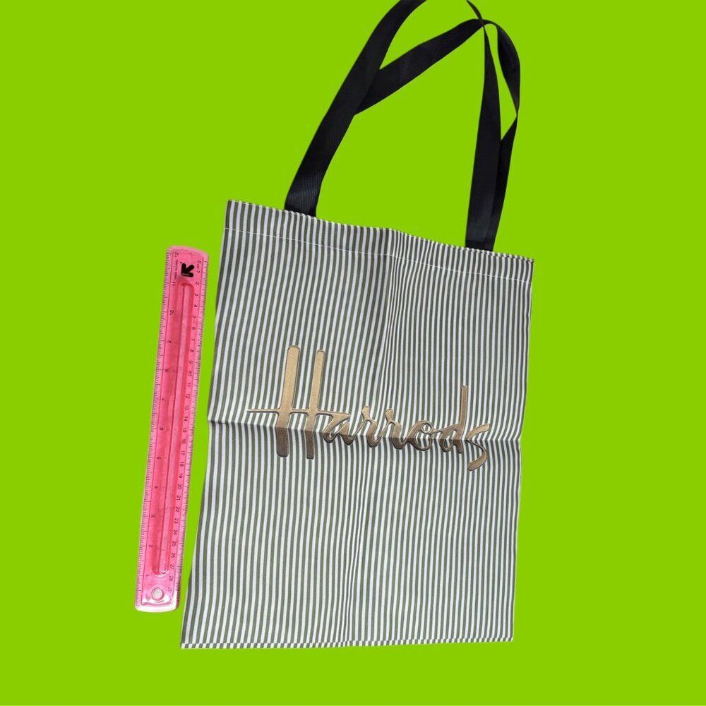 Harrods Lightweight Foldable Shopping Tote – London - Picture 2 of 5
